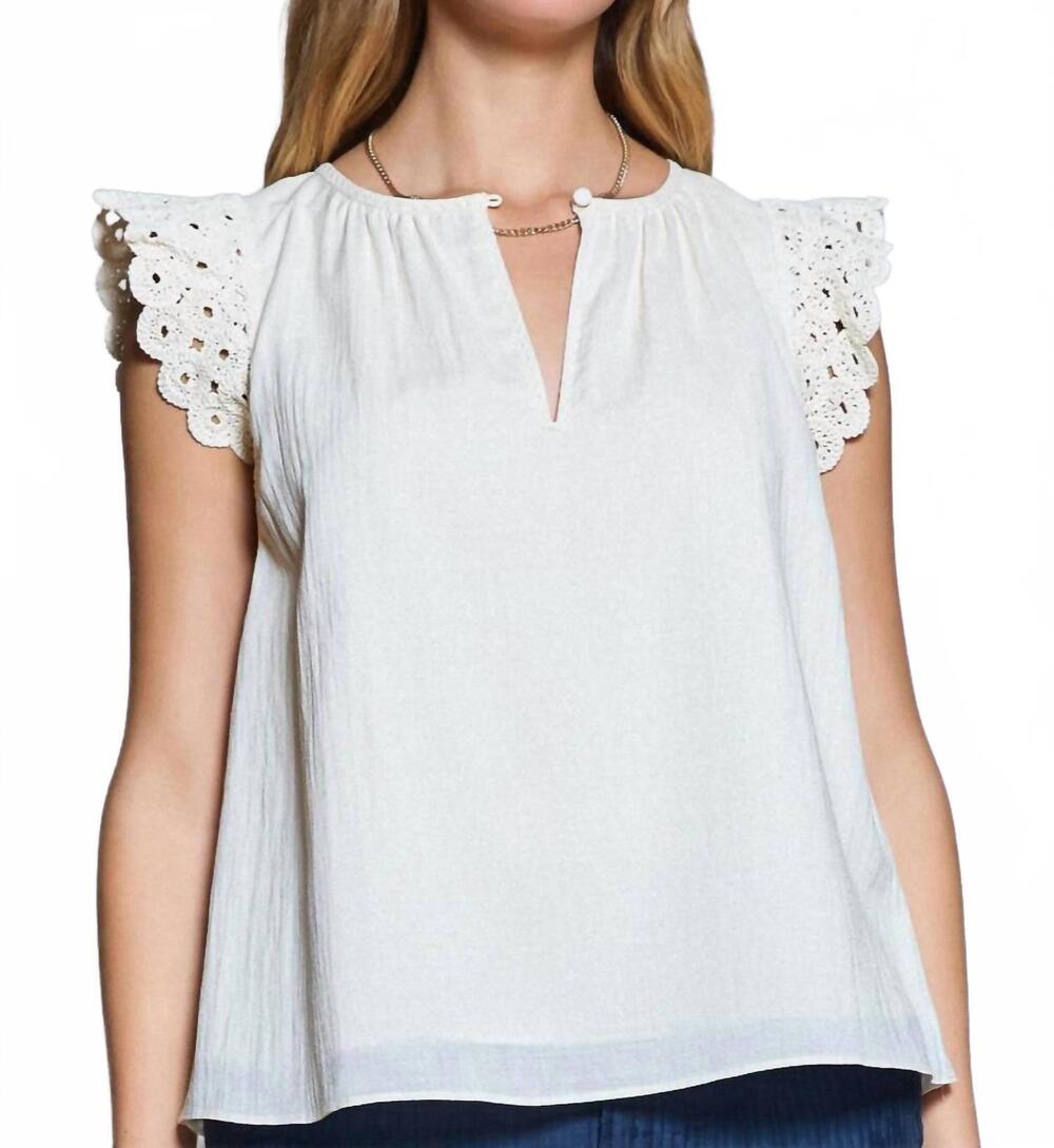NEW CURRENT AIR crochet short sleeve keyhole blouse in white